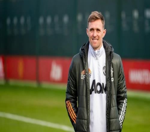 天空：為避免支付高額賠償金，曼聯(lián)預(yù)計(jì)今夏再任命正式主帥