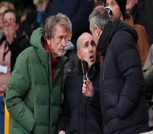 曼聯球迷組織將在對富勒姆時抗議：拉特克利夫像個無能的小丑