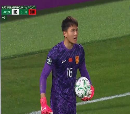 李昂一戰封神留隊希望大增！米蘭或激活周俊辰鐵人一細節業余了