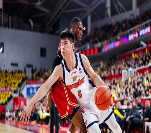 篮协为宏远平反!漏判3违体1犯规+山西获利,名记喷:有意装盲人