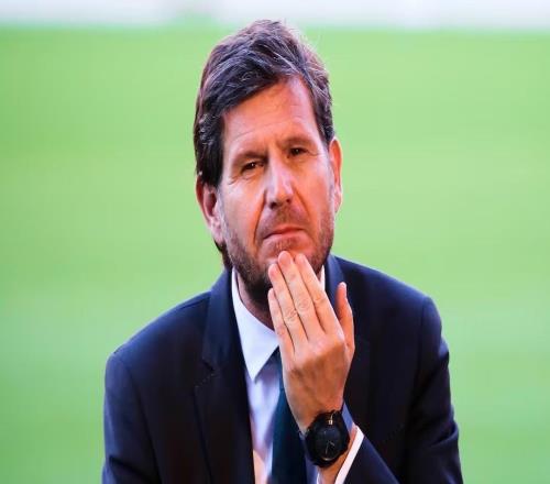 马竞总监:我不清楚维尼修斯和西蒙尼的冲突,这事应到此为止