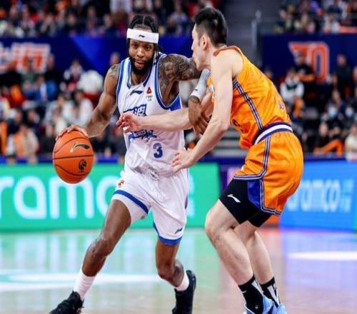 7戰5勝殺進八強！CBA本賽季最大黑馬浮出水面，昔日魚腩徹底翻身