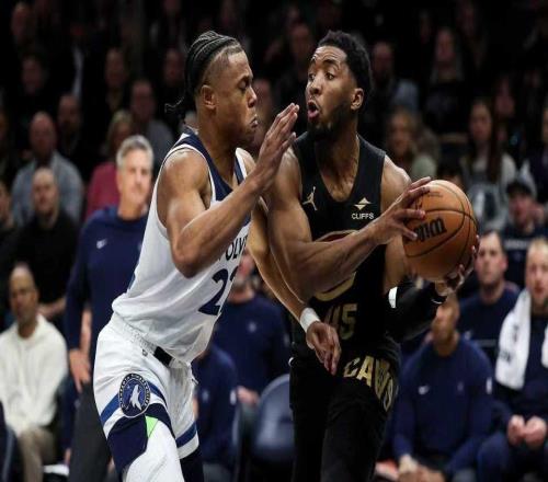 超湖人升第四!华子万分里程碑森林狼险胜骑士米切尔30+7+8