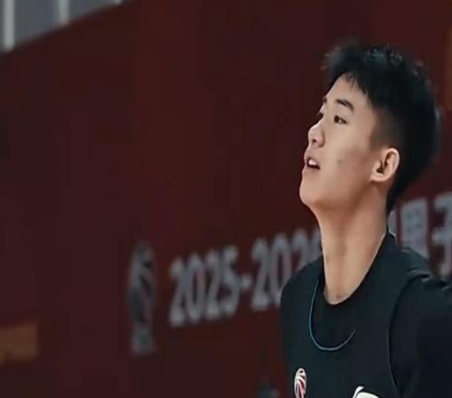 输浙江发布会!张庆鹏不满防守+得分点太少,丁柏瑜直指求胜欲!