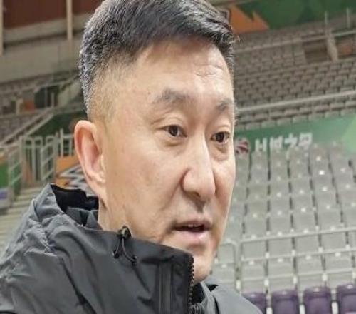 杜鋒:遼粵交鋒一直備受矚目,遼寧雖然在人員交替但底蘊依舊