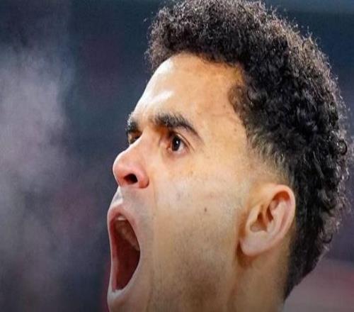 早报巴萨3比2皇马夺西超杯冠军曼联1比2布莱顿足总杯出局国米2比2那不勒斯!