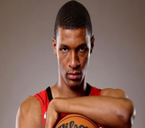 火箭队已弃用2人5+5轮换模式成型,休赛期或腾出2份底薪空间