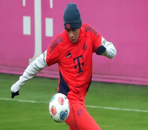 埃貝爾確認穆西亞拉無法出戰科隆：我們想給他時間，不要太急