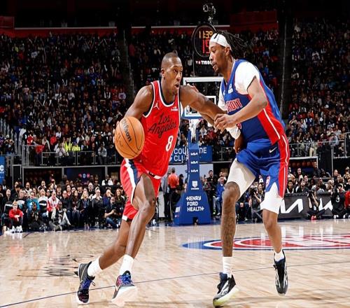 雖然得分有限，但快船后場大閘在組織和防守方面的作用非常出色