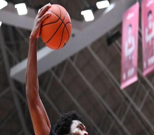 【CBA聯賽】第十四輪四連勝！浙江稠州金租10368勝四川豐谷酒業(yè)！