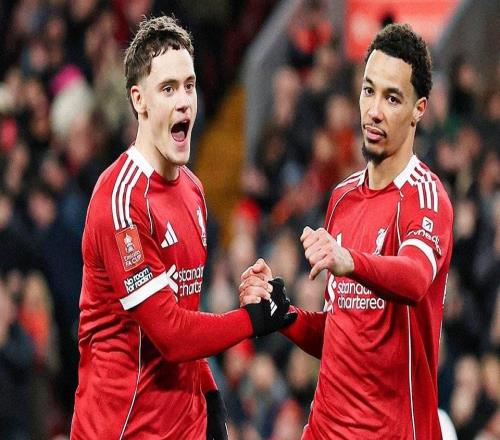 詹俊:紅軍后防不讓人放心,至少應買一位能客串右后衛的中衛