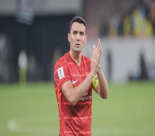 功勛隊(duì)長(zhǎng)南下！中超權(quán)力版圖暗流涌動(dòng)：周定洋轉(zhuǎn)會(huì)背后的殘酷博弈