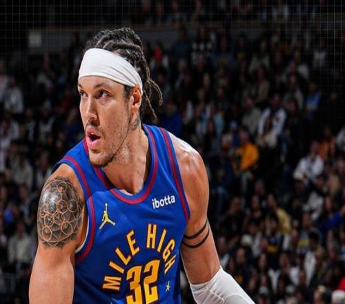 字母31+8+11難救主,小哈達(dá)威替補(bǔ)5記三分,超級殘陣掘金力克雄鹿