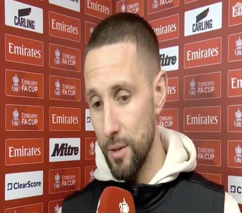 巴恩斯利主帥：索博有點不尊重，對強隊或歐冠他不會那樣處理