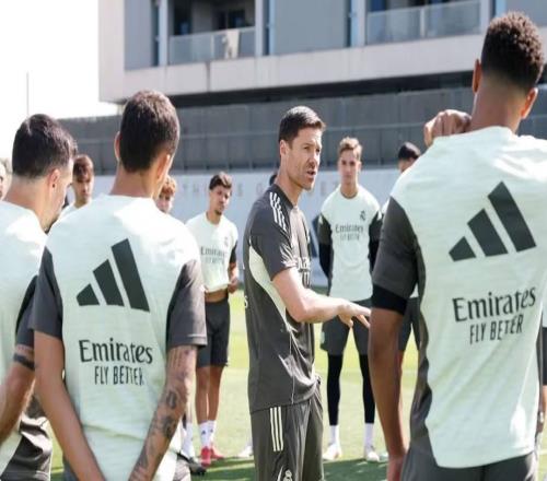 TA：阿隆索教練組強調，球員態(tài)度有改善&戰(zhàn)術理念執(zhí)行有提高