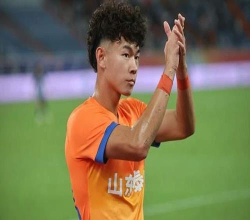 2年換3隊(duì)，泰山昔日妖星被退貨邵佳一也沒(méi)能激活與彭嘯對(duì)比明顯