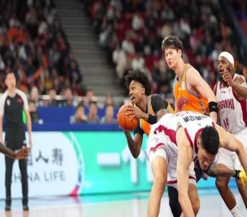 客場挑戰(zhàn)深圳隊，上海大鯊魚沖擊十連勝！