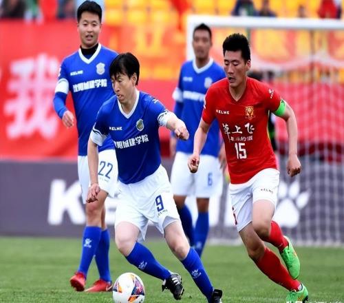 昔日甲A遼足快馬，沒想到退役后成億萬富豪，52歲他帶隊殺回中超