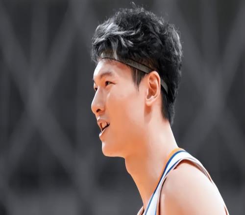 上海11373大勝廣東球員評價(jià)：4人滿分，6人及格，2人低迷