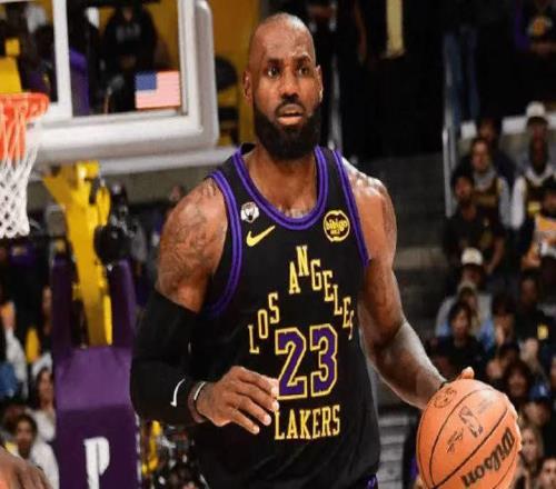 湖人消息：詹姆斯越老越妖，克萊有望加盟，戰(zhàn)黃蜂出場(chǎng)更新