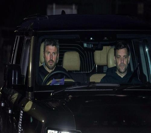 卡里克執(zhí)教曼聯(lián)收入揭秘！曝阿莫林本想辭職，經(jīng)紀(jì)人說(shuō)別便宜拉爵