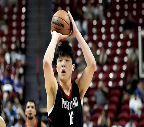 嚣张!日本队宣布重要决定,中国男篮新大名单曝光,徐杰有望加入