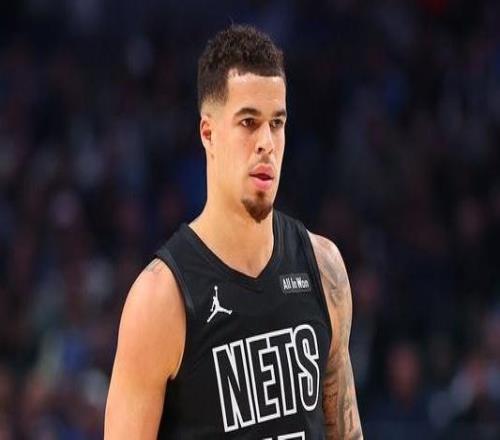 曝籃網(wǎng)希望在小波特交易中得到勇士26&28年的兩個首輪簽