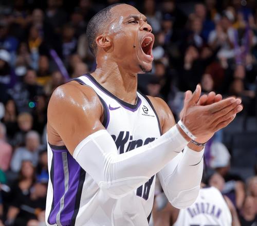 場均18分6板9助，帶隊瘋狂3連勝！NBA最熱血老將，無懼歲月無懼風