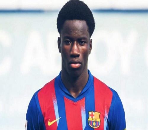 羅馬諾：巴薩下周與15歲天才中場通卡拉續約，協議已達成