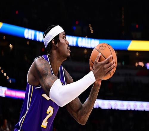一旦對手表現(xiàn)不佳，湖人鋒線大閘在場上的價值就比較有限了