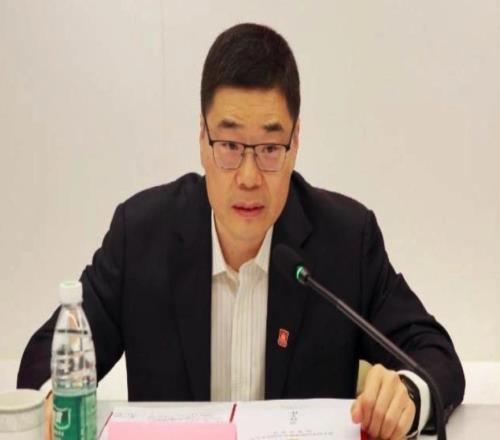 温情满分!杨瀚森随开拓者探院献爱心,NBA人文底蕴给CBA上一课