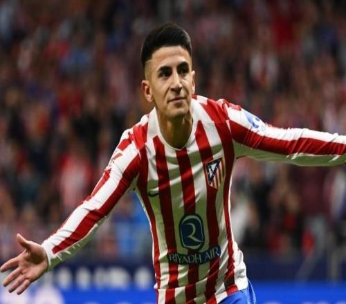 世體：阿爾馬達冬窗離隊并未板上釘釘，他在馬競還有機會