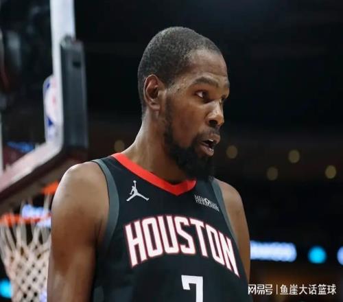 NBA最新排名出爐！湖人躲過一劫，一隊給火箭送溫暖，快船收大禮