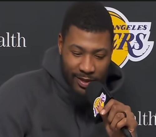 斯瑪特：裁判不可能每個身體對抗都吹，所以我們得及時回防