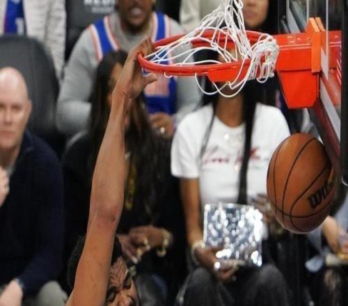 德羅贊27分5助NBA國(guó)王主場(chǎng)112101擊敗尼克斯布里奇斯19分