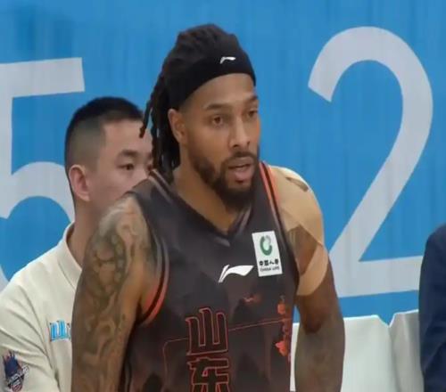 八連勝收官臨沂！山東男籃大勝寧波，外援72分+末節(jié)180鑄就傳奇