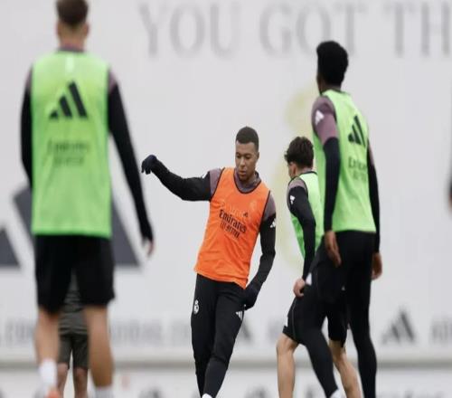 馬卡報：姆巴佩在訓(xùn)練中膝蓋仍有不適羅德里戈可能會復(fù)出