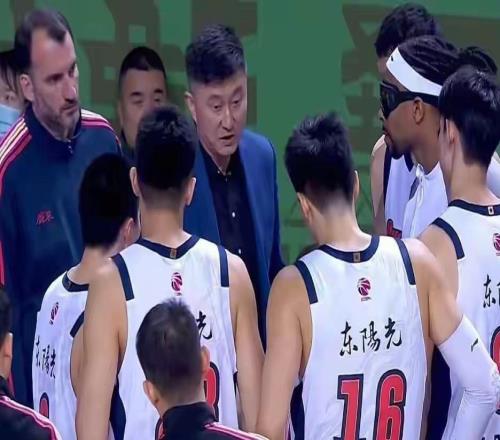 CBA排名大變，廣東隊(duì)?wèi)K敗收壞消息，遼籃重大喜訊趙繼偉復(fù)出