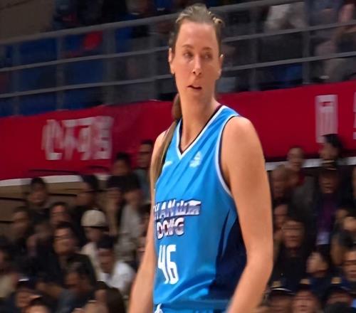 三連勝！新援28分6記三分+張子宇100%命中率，山東女籃雙殺湖北！