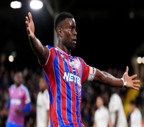 記者：曼城已與格伊就個(gè)人條款達(dá)一致，后者將于周日接受體檢