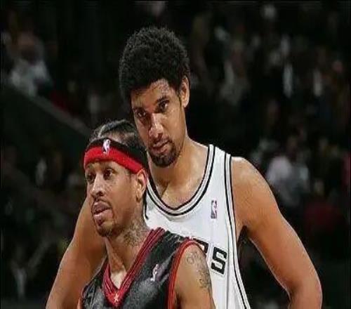 鄧肯從來(lái)沒(méi)有統(tǒng)治過(guò)一個(gè)時(shí)代，為什么有人會(huì)把他排前十