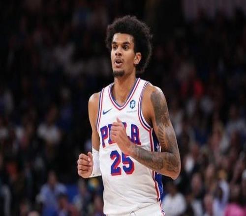 隊(duì)記：76人預(yù)計(jì)將巴洛的雙向合同轉(zhuǎn)為標(biāo)準(zhǔn)的NBA合同