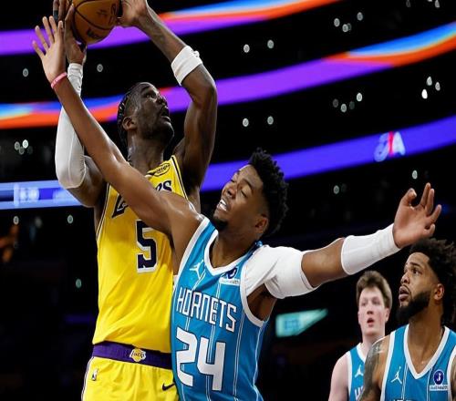 依然是打醬油的角色！湖人還是沒有給內線大將足夠的支持和重視