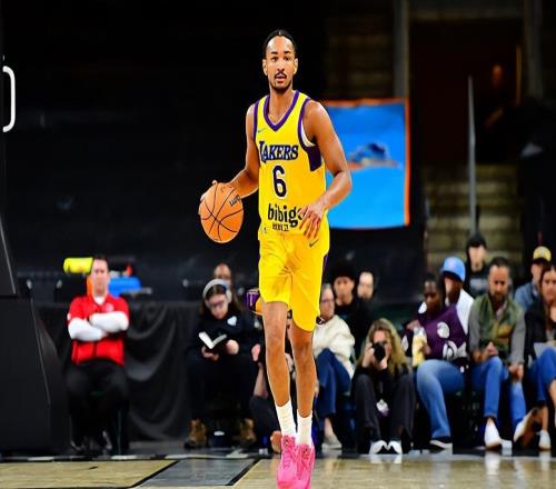 防守倒是比較積極，但湖人后場新援的得分能力完全沒有發揮出來