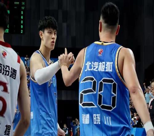 CBA最離譜球隊(duì)，坐擁四大國(guó)手莫名輸球，球迷怒噴主教練下課