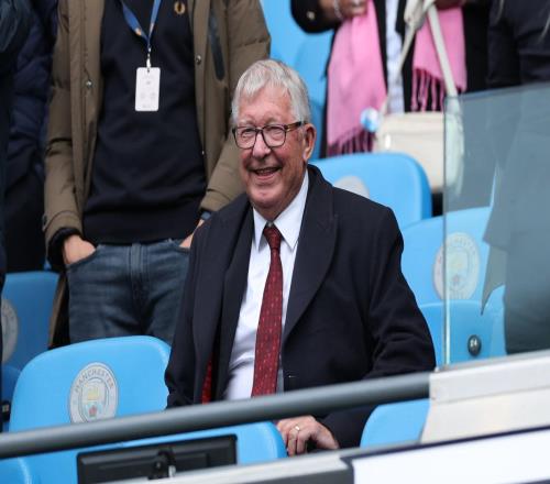 迪尼：曼聯(lián)應(yīng)學(xué)習(xí)槍手，像趕走溫格一樣讓爵爺遠(yuǎn)離俱樂(lè)部決策