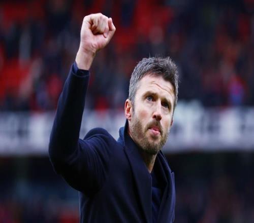 復(fù)盤曼市德比：新帥卡里克戰(zhàn)術(shù)完勝，曼聯(lián)主場20擊碎曼城希望