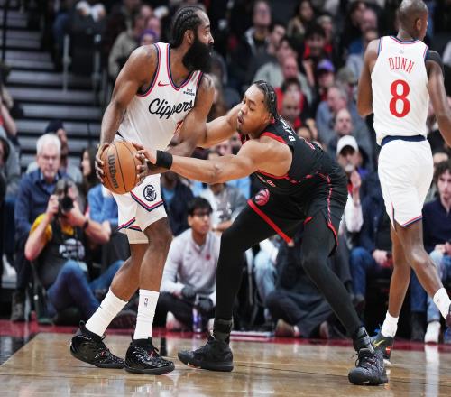 快船消息：裁判報(bào)告出爐，小卡傷勢(shì)無(wú)礙，悍將進(jìn)步喜人