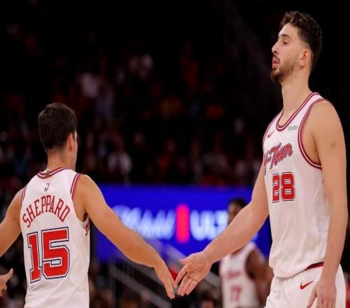 火箭最大功臣出爐，杜蘭特低迷無妨！申京21+8該批，亞當(dāng)斯好消息