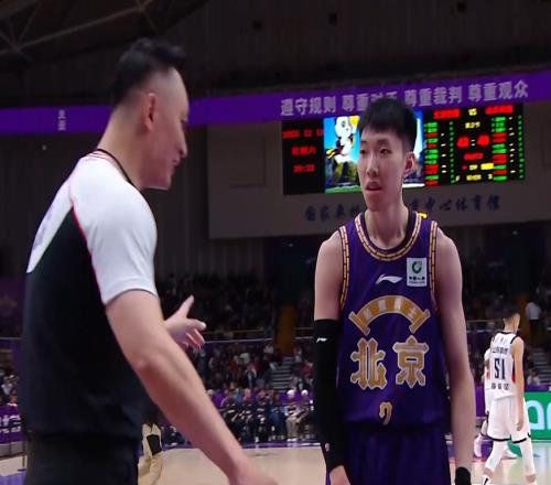 1月19日CBA看點(diǎn)：廣廈&青島上演防守對決，廣東戰(zhàn)魚腩力爭大勝